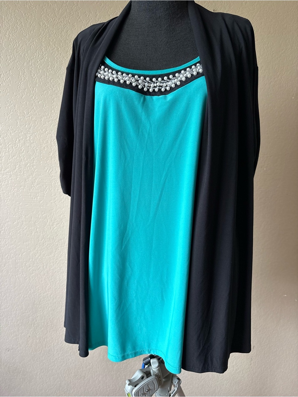 Rachel Rachel 3X Teal Black Blouse Beaded Neckline Short Sleeve